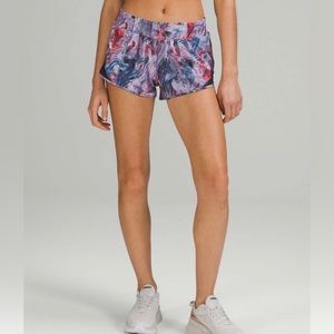 Lululemon Hotty Hot Low-Rise Lined Short 2.5” Atmospheric Purple Multi Size 2